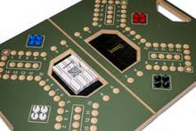 Load image into Gallery viewer, JACKAROO™️ Fold 4/6 Player Green Leather
